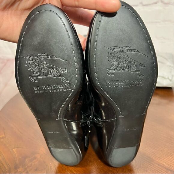 37 (7) BURBERRY Patent Leather Mid-Calf Boots GUC Vintage Y2K - Picture 10 of 16